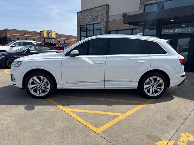 2021 Audi Q7 Premium Plus