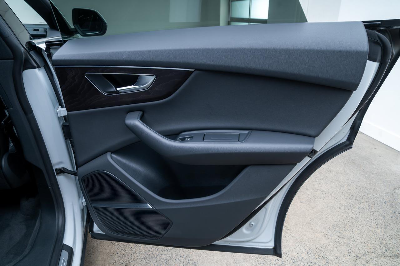 2021 Audi Q8 55 Premium Plus 1-Owner / Executive Package Portland OR