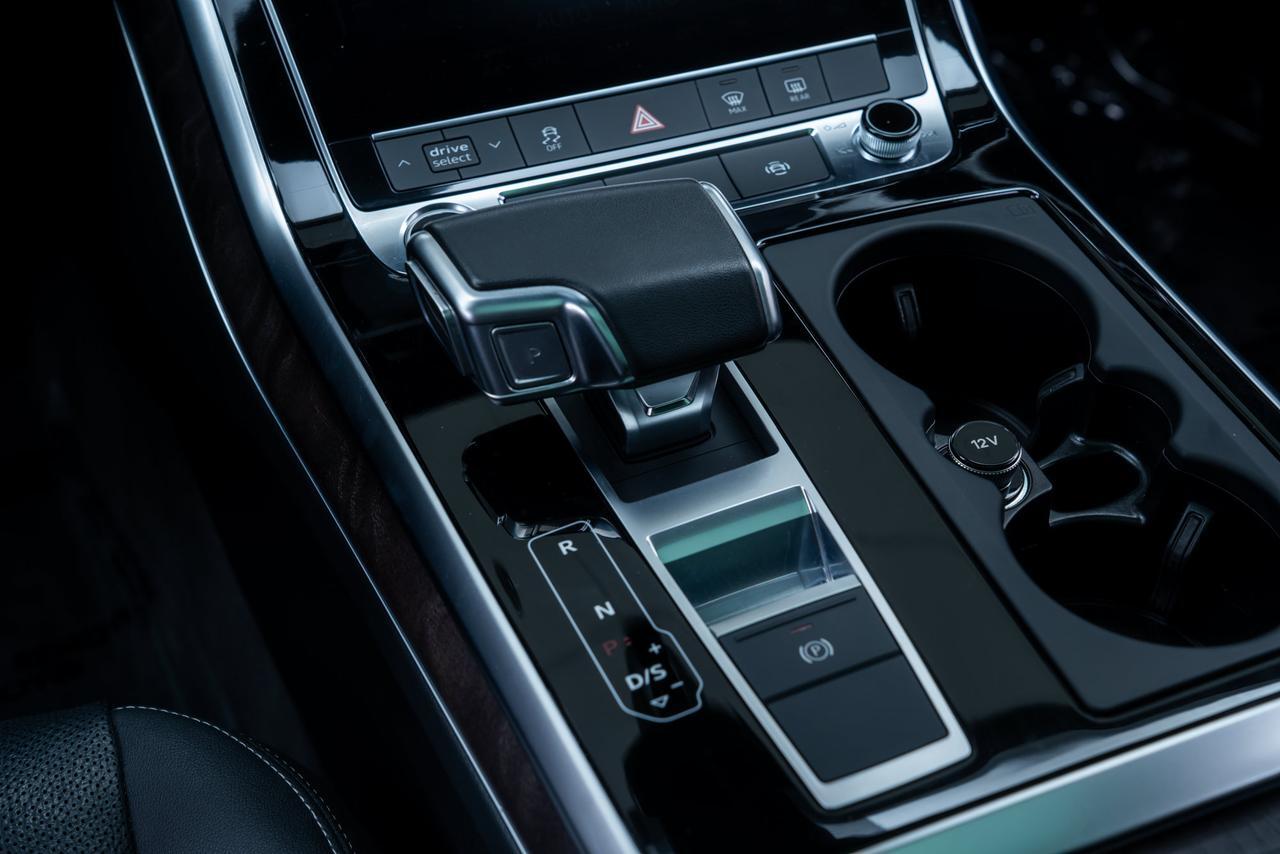 2021 Audi Q8 55 Premium Plus 1-Owner / Executive Package Portland OR