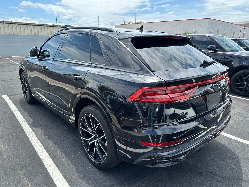 2021 Audi Q8 55 Premium Plus