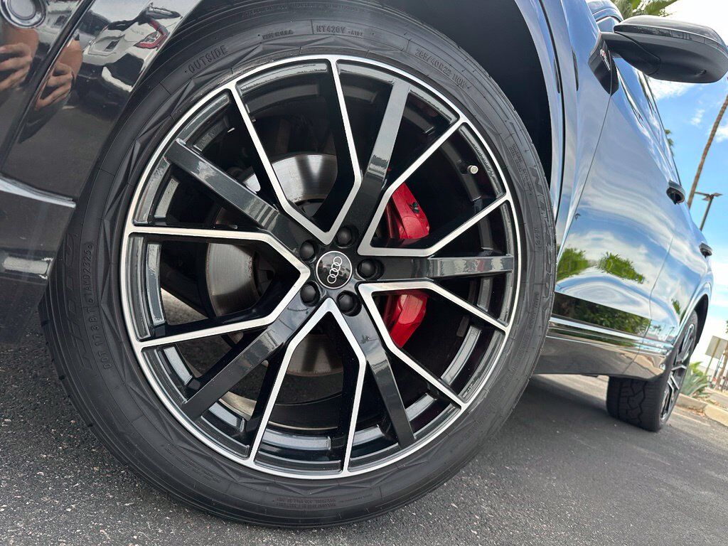 2021 Audi Q8 55 Premium Plus