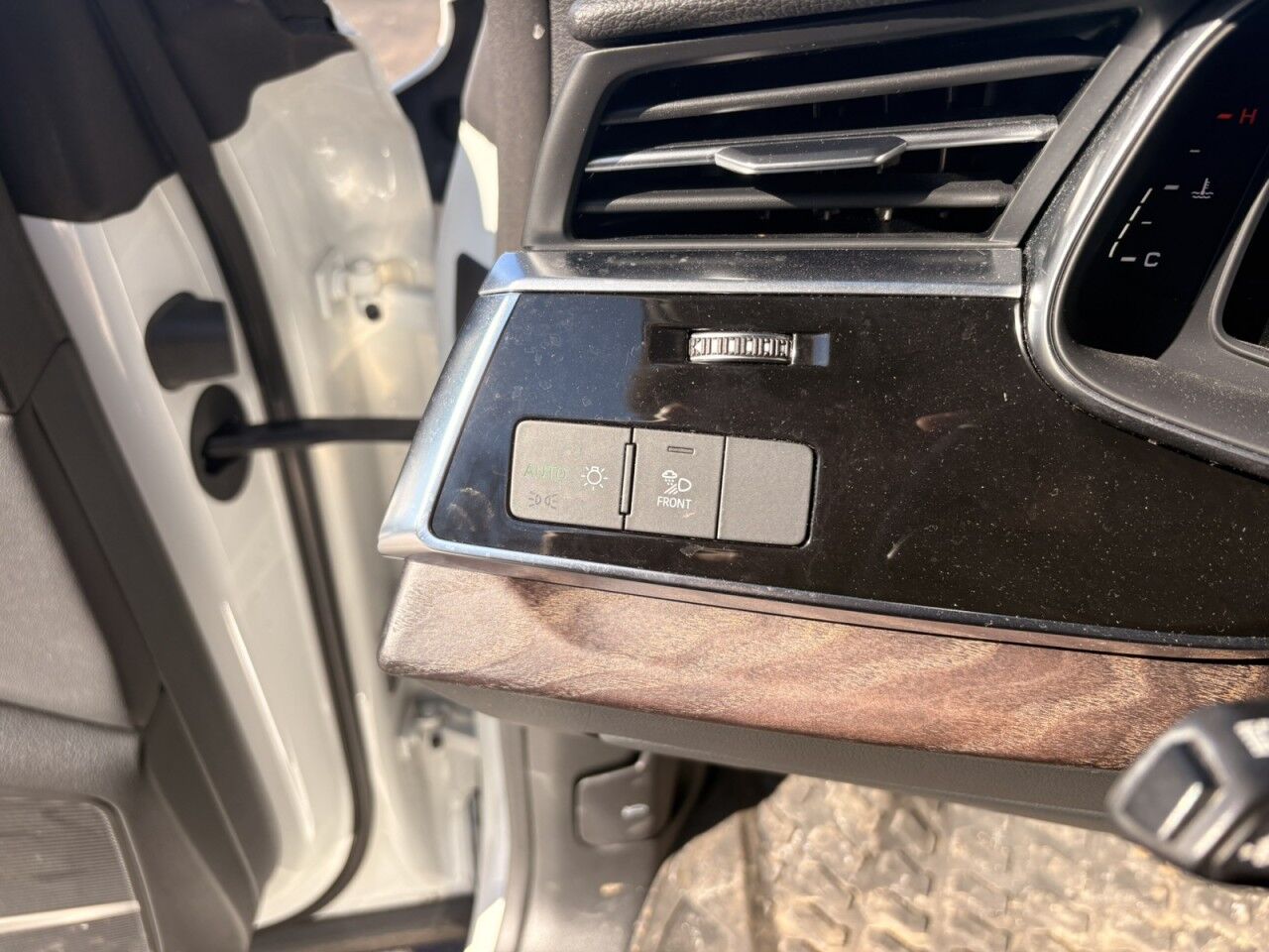 2021 Audi Q8 Premium Plus Fitchburg MA