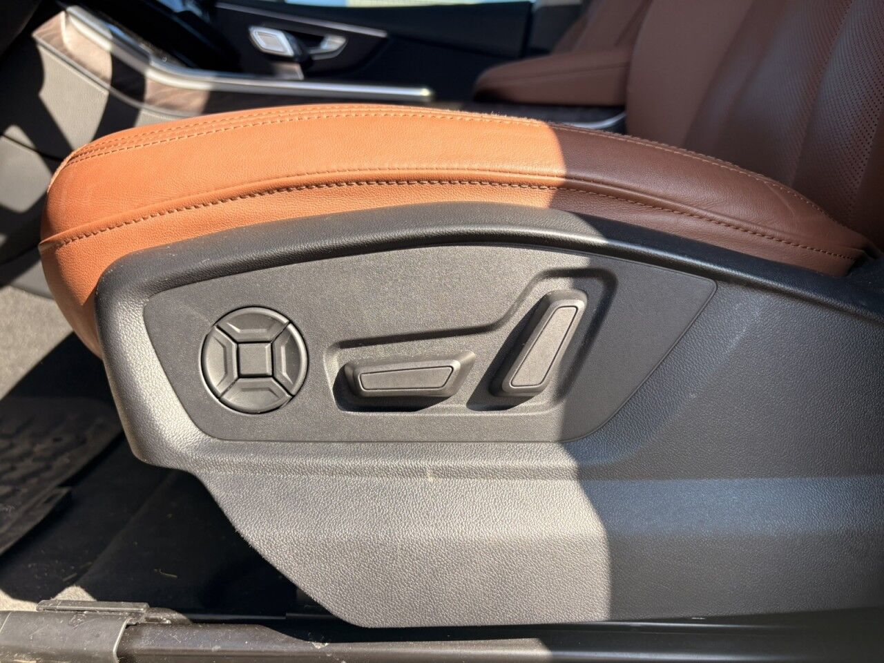2021 Audi Q8 Premium Plus Fitchburg MA
