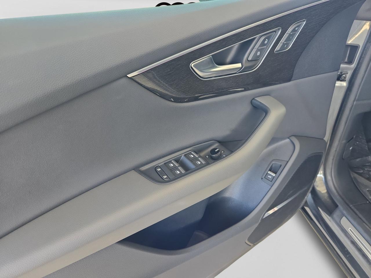 2021 Audi Q8 Premium Plus  Selma TX
