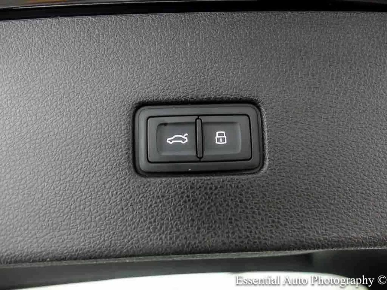 2021 Audi Q8 Premium Plus Willowbrook IL