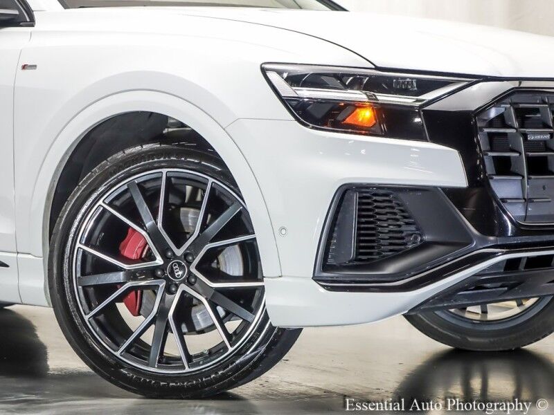 2021 Audi Q8 Premium Plus