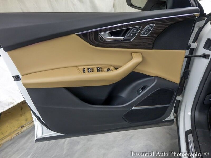 2021 Audi Q8 Premium Plus Willowbrook IL