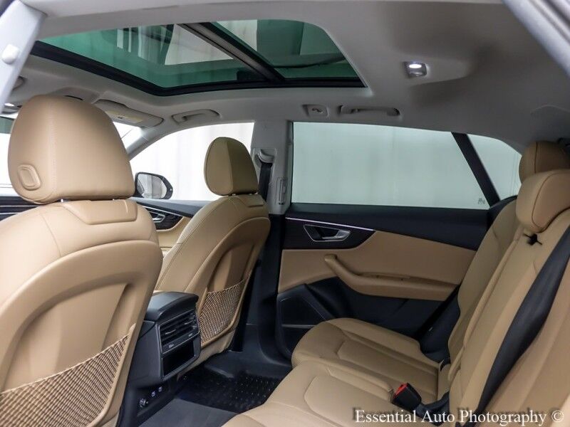 2021 Audi Q8 Premium Plus Willowbrook IL