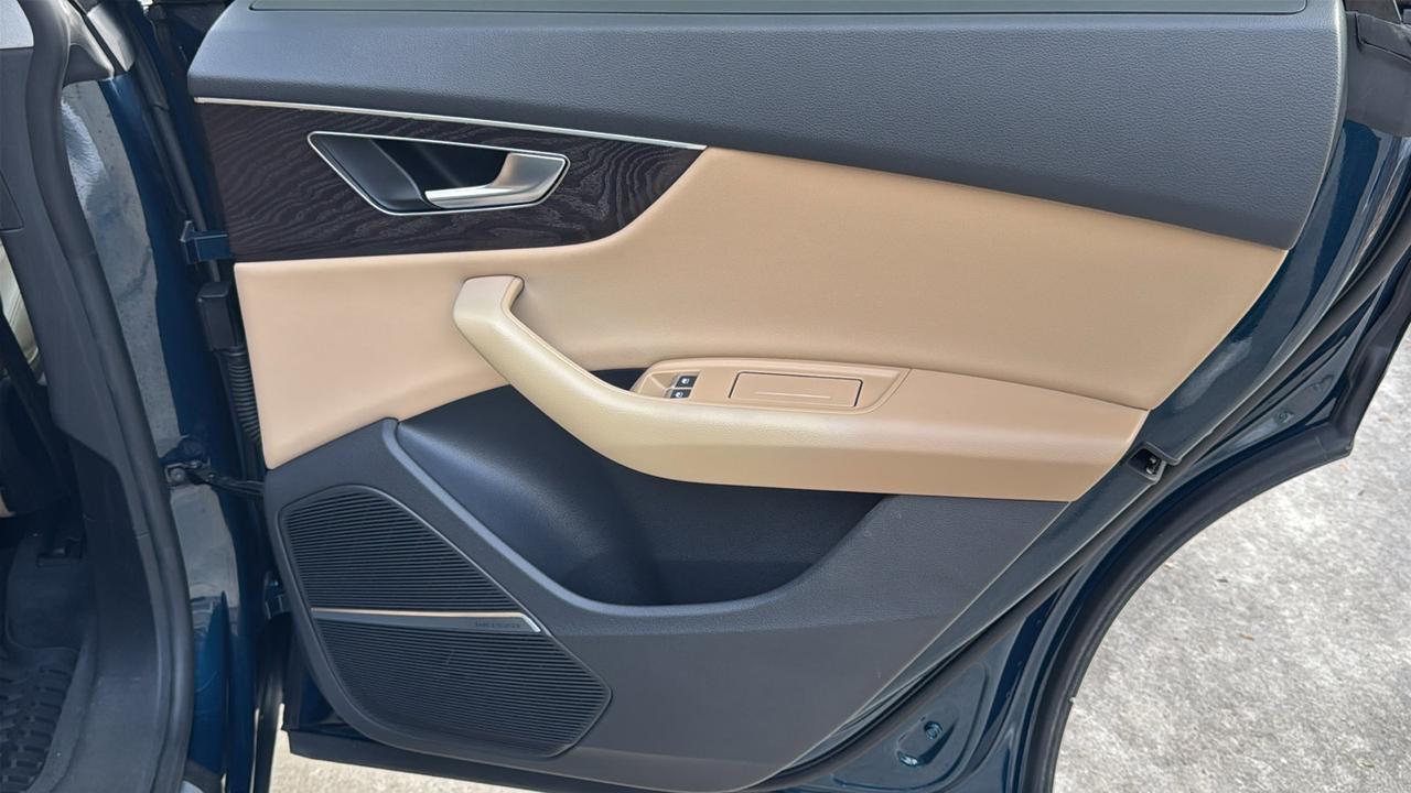 2021 Audi Q8 Prestige  Selma TX