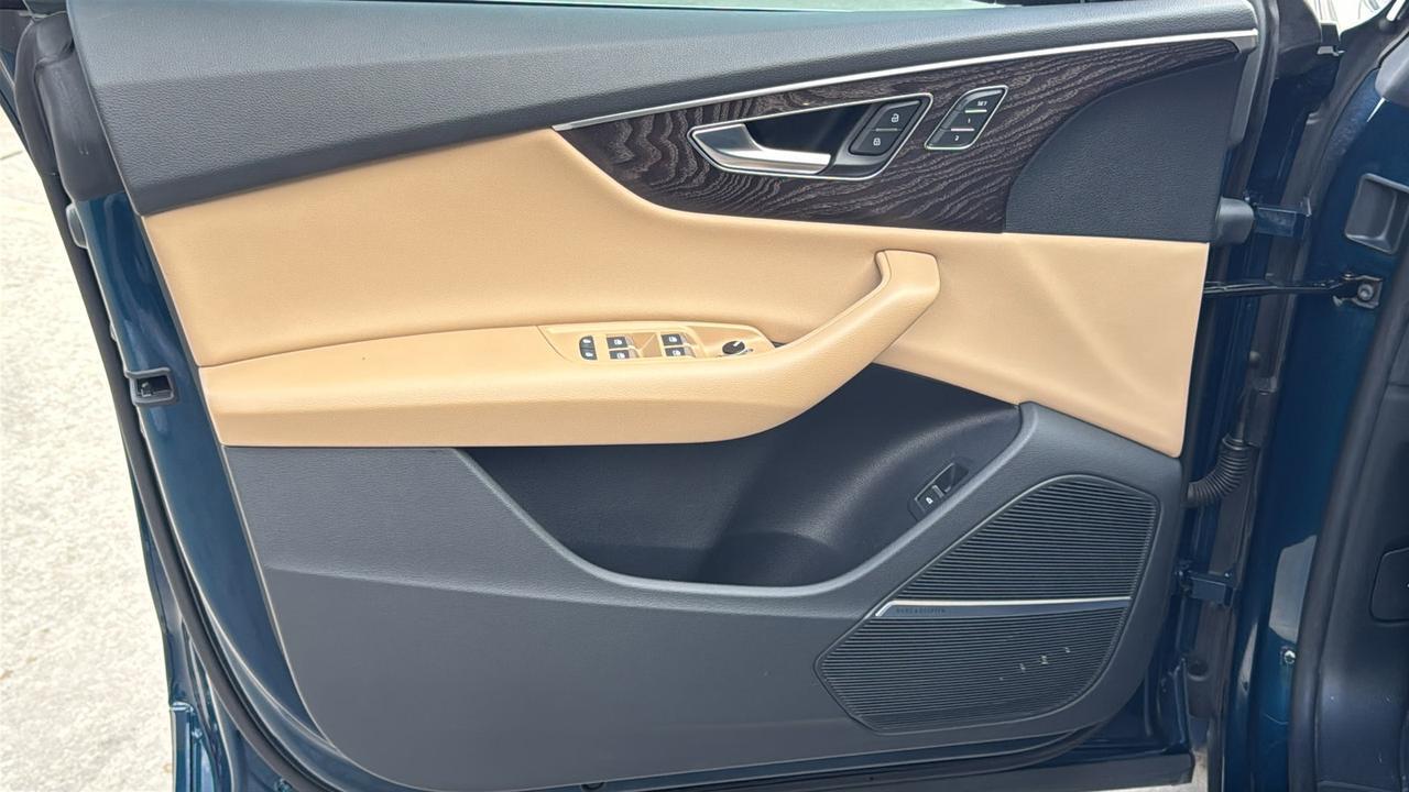 2021 Audi Q8 Prestige  Selma TX