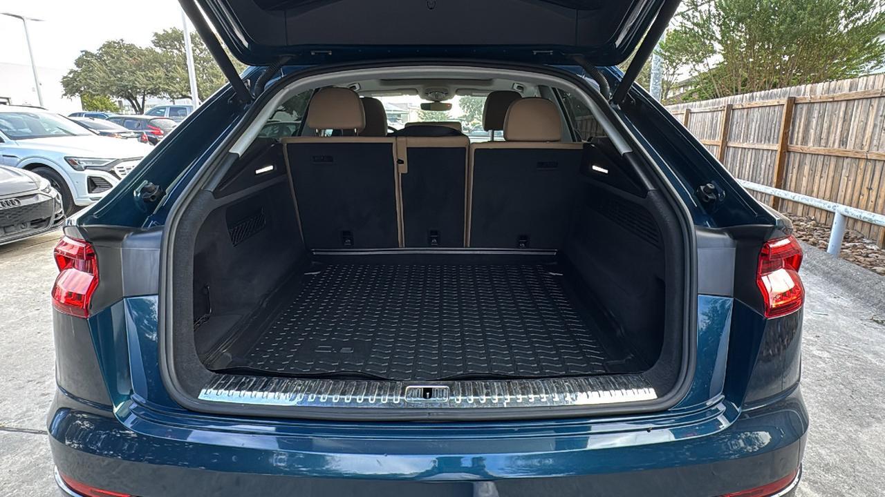 2021 Audi Q8 Prestige  Selma TX