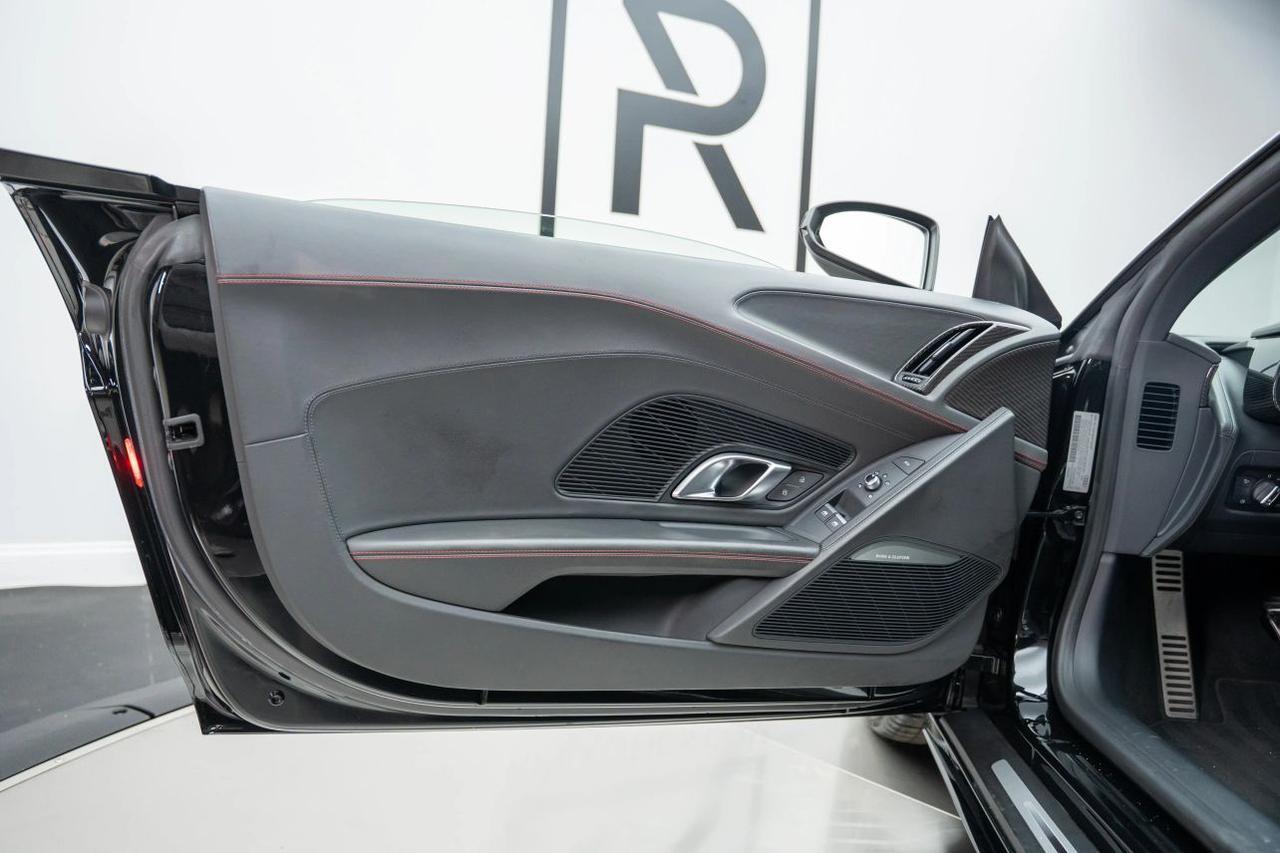 2021 Audi R8 V10 Spyder Cabriolet 2D St. Louis MO