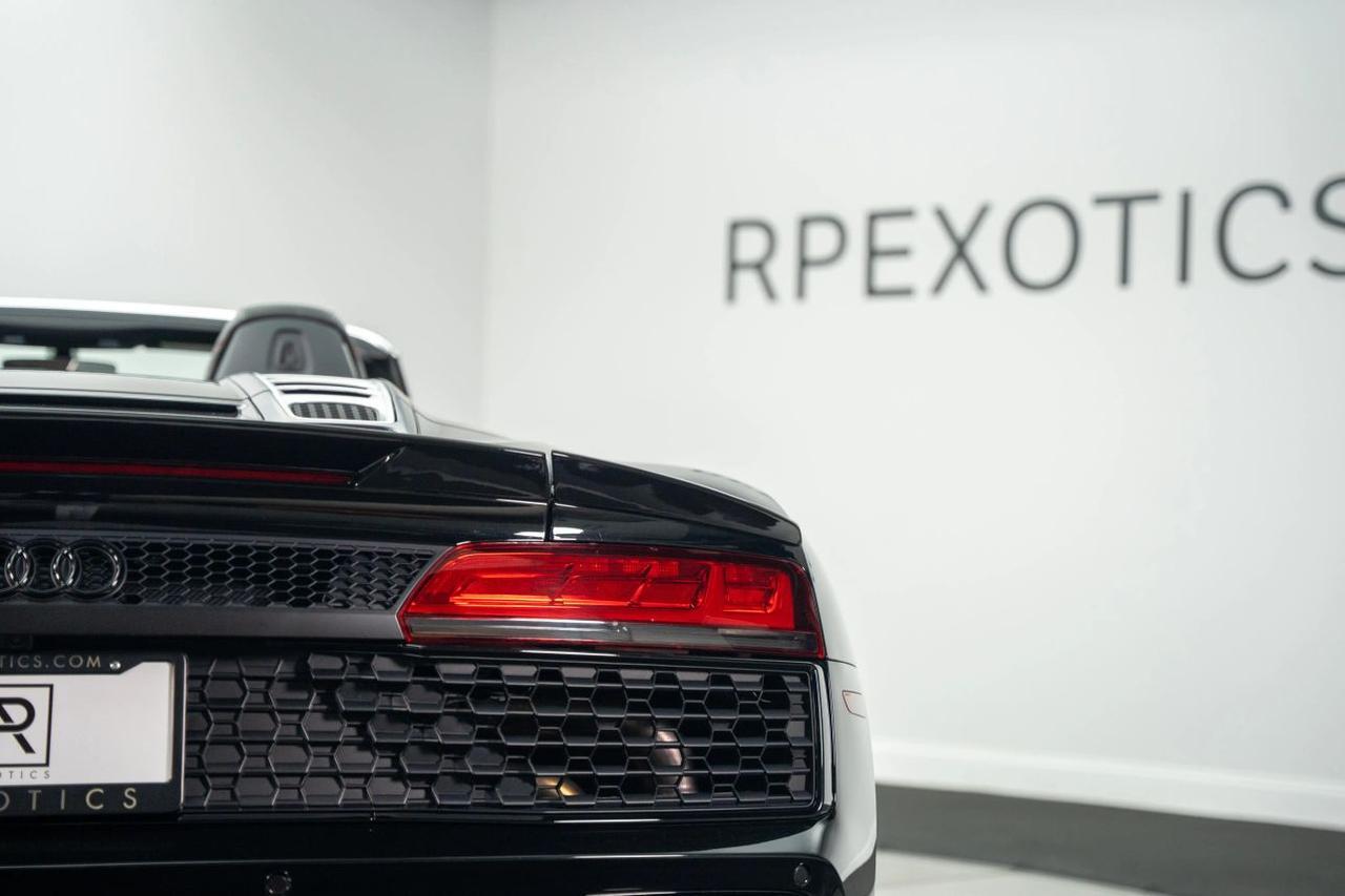 2021 Audi R8 V10 Spyder Cabriolet 2D St. Louis MO