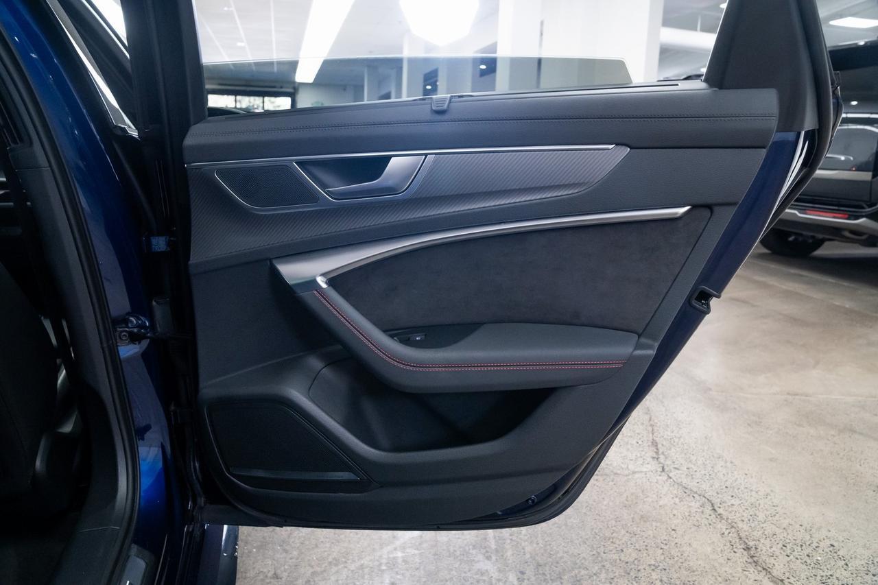 2021 Audi RS 6 4.2 1 Owner Carbon Ceramic Brakes Sport Exhaust Portland OR