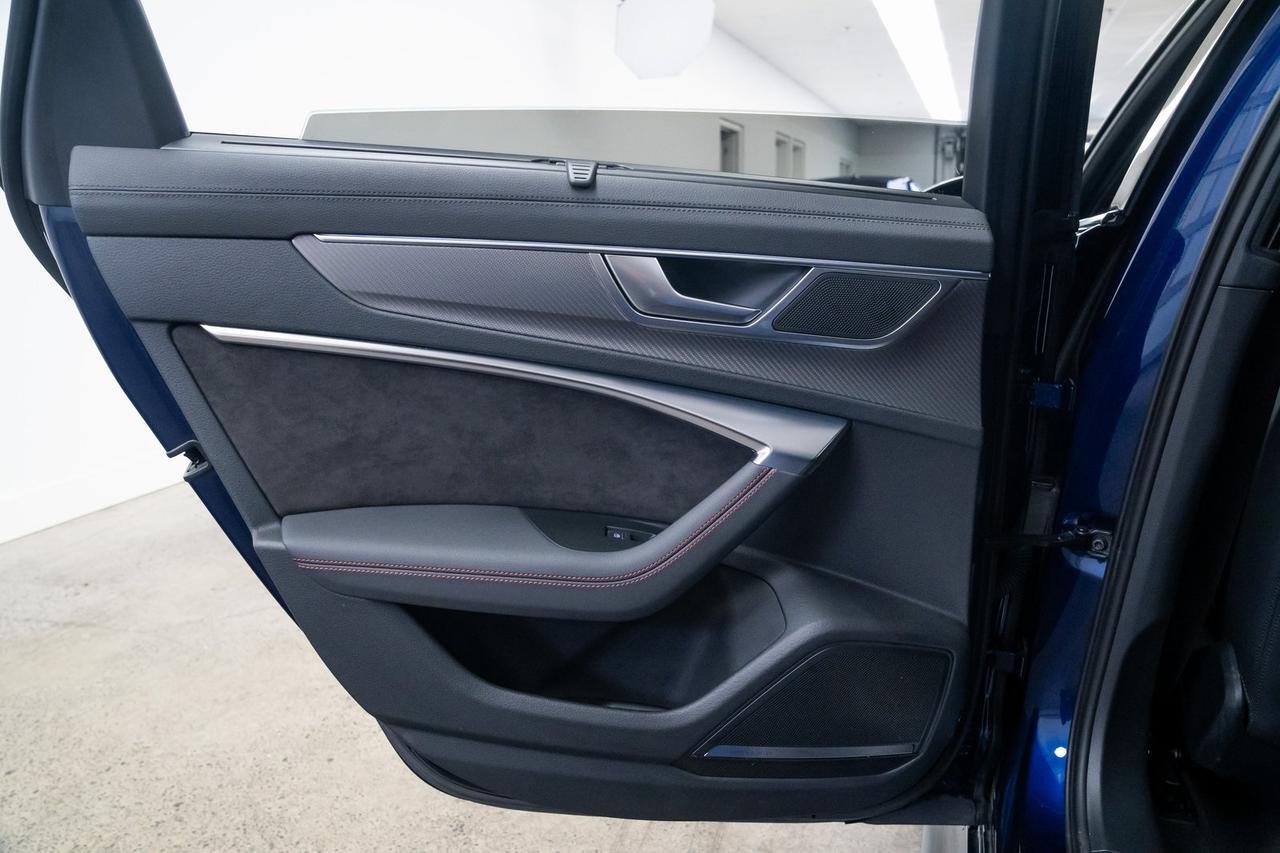 2021 Audi RS 6 4.2 1 Owner Carbon Ceramic Brakes Sport Exhaust Portland OR