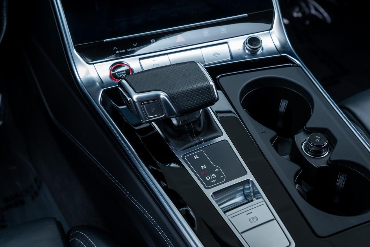 2021 Audi RS 6 4.2 Executive Package / Bang &amp; Olufsen / Head Up Displ Portland OR