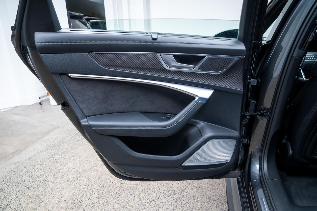 2021 Audi RS 6 4.2 Executive Package / Bang &amp; Olufsen / Head Up Displ Portland OR