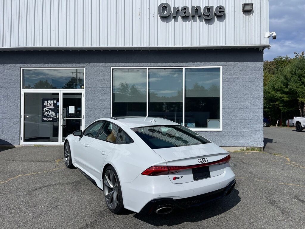 2021 Audi RS 7 4.0T Orange MA