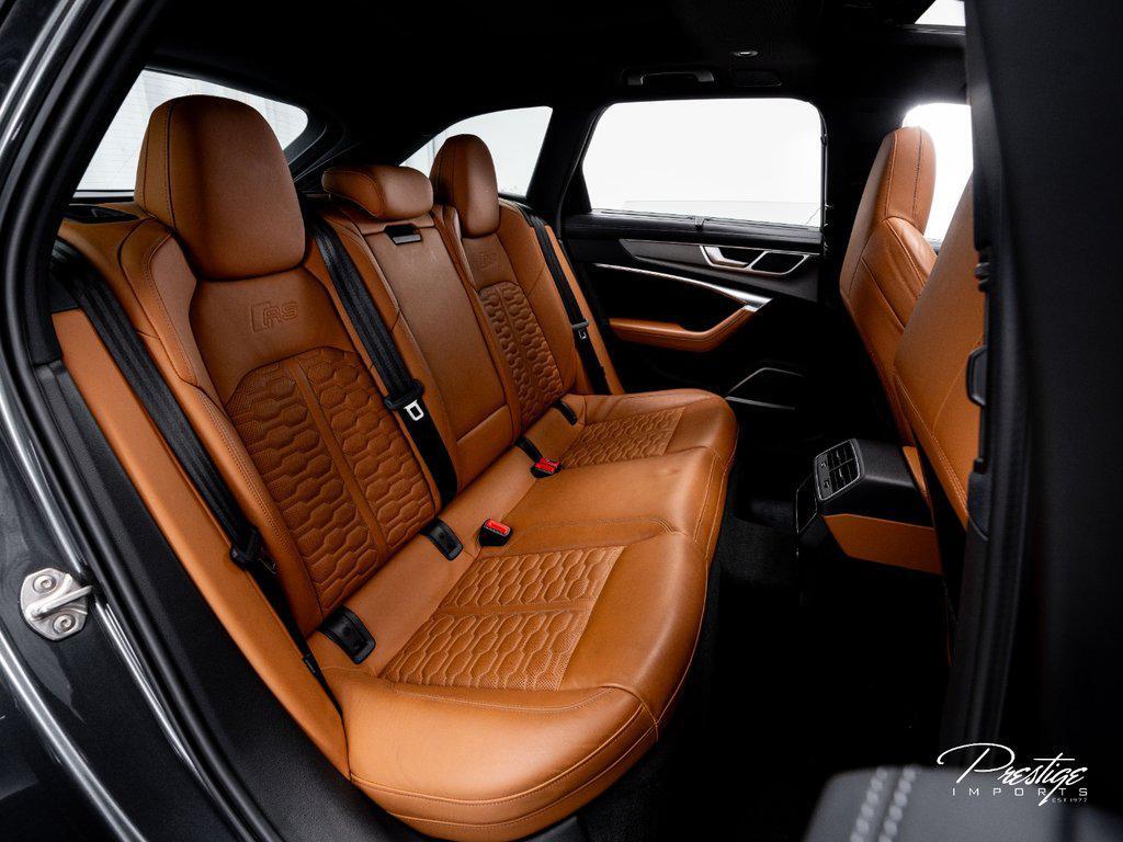 2021 Audi Rs 6 Avant 4.0 TFSI quattro North Miami Beach FL