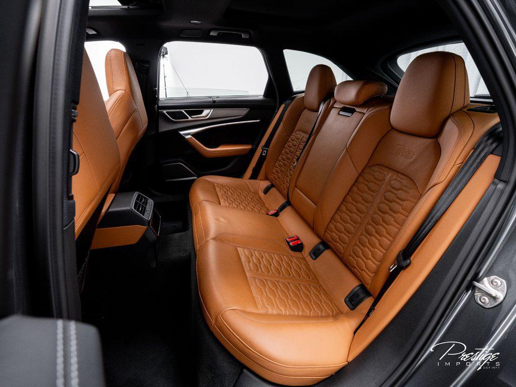 2021 Audi Rs 6 Avant 4.0 TFSI quattro North Miami Beach FL
