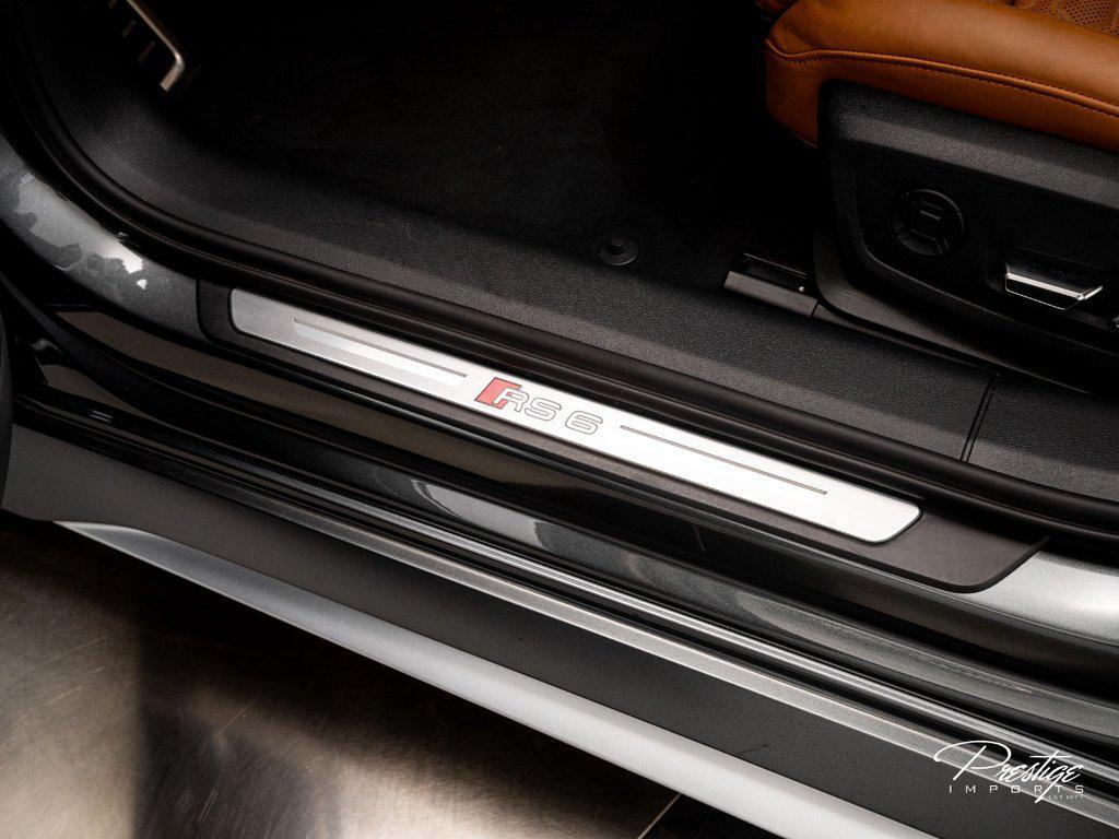 2021 Audi Rs 6 Avant 4.0 TFSI quattro North Miami Beach FL