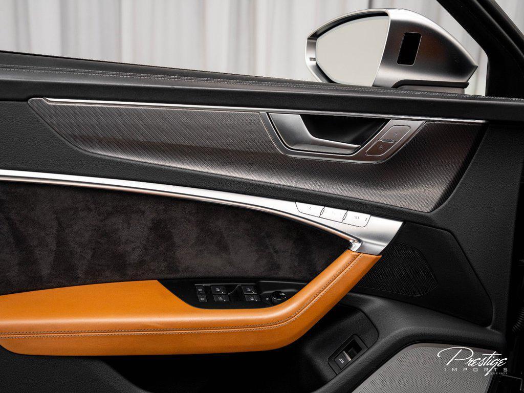 2021 Audi Rs 6 Avant 4.0 TFSI quattro North Miami Beach FL