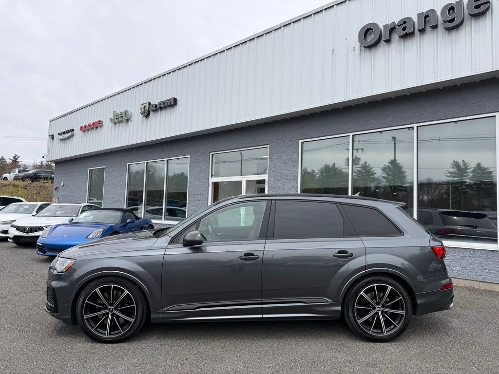 2021 Audi SQ7 Premium Plus
