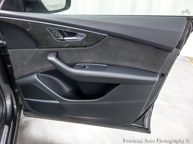 2021 Audi SQ8 Premium Plus Willowbrook IL