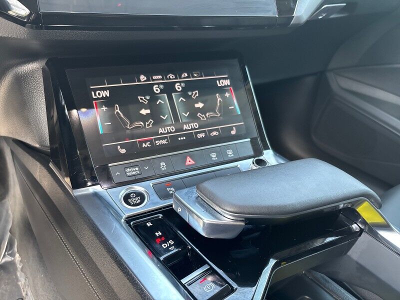 2021 Audi e-tron Premium AWD w/CONVENIENCE PLUS PACKAGE Seffner FL