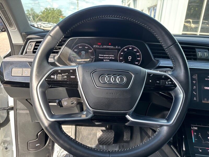 2021 Audi e-tron Premium AWD w/CONVENIENCE PLUS PACKAGE Seffner FL