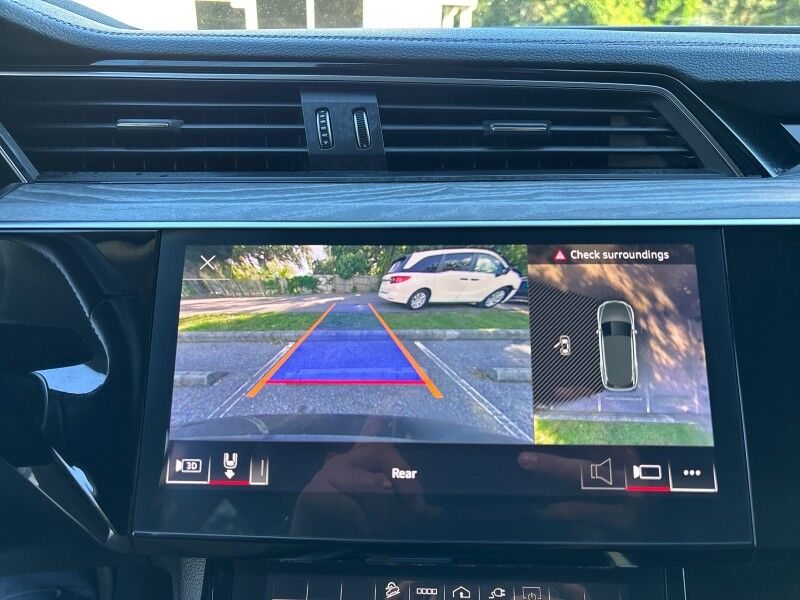 2021 Audi e-tron Premium AWD w/CONVENIENCE PLUS PKG. Seffner FL