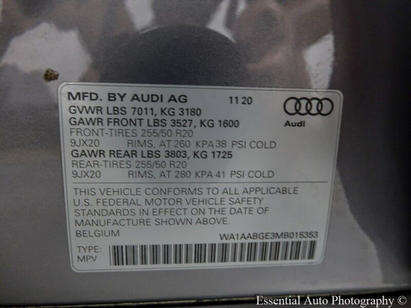 2021 Audi e-tron Premium PRICE INCLUDES $4000 IRS TAX CREDIT!! YOU MUST QUALIFY! Willowbrook IL