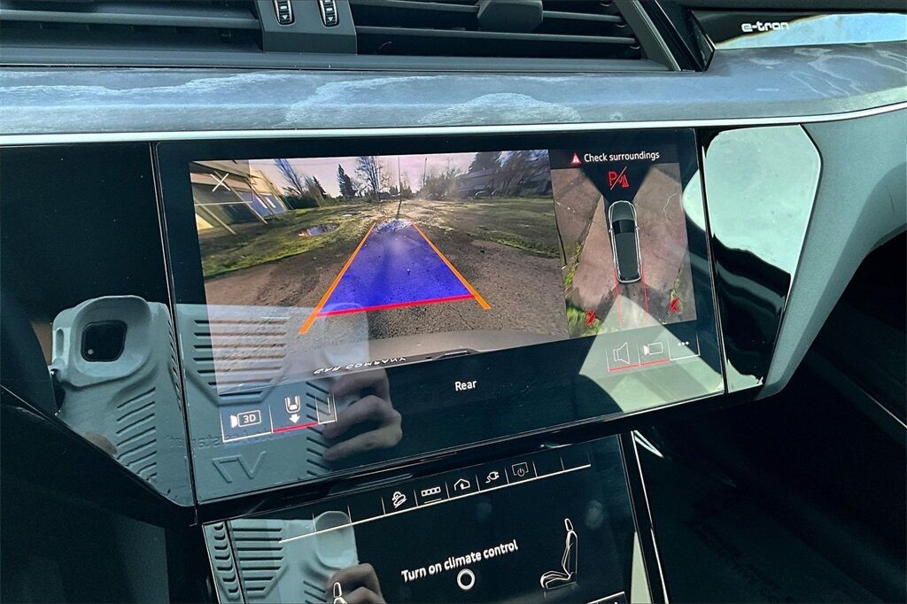 2021 Audi e-tron Premium Plus OR