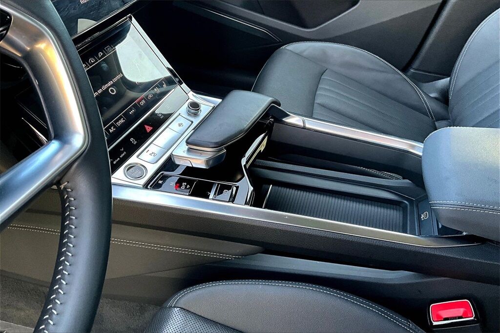 2021 Audi e-tron Premium Plus OR