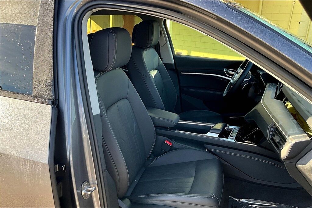 2021 Audi e-tron Premium Plus OR