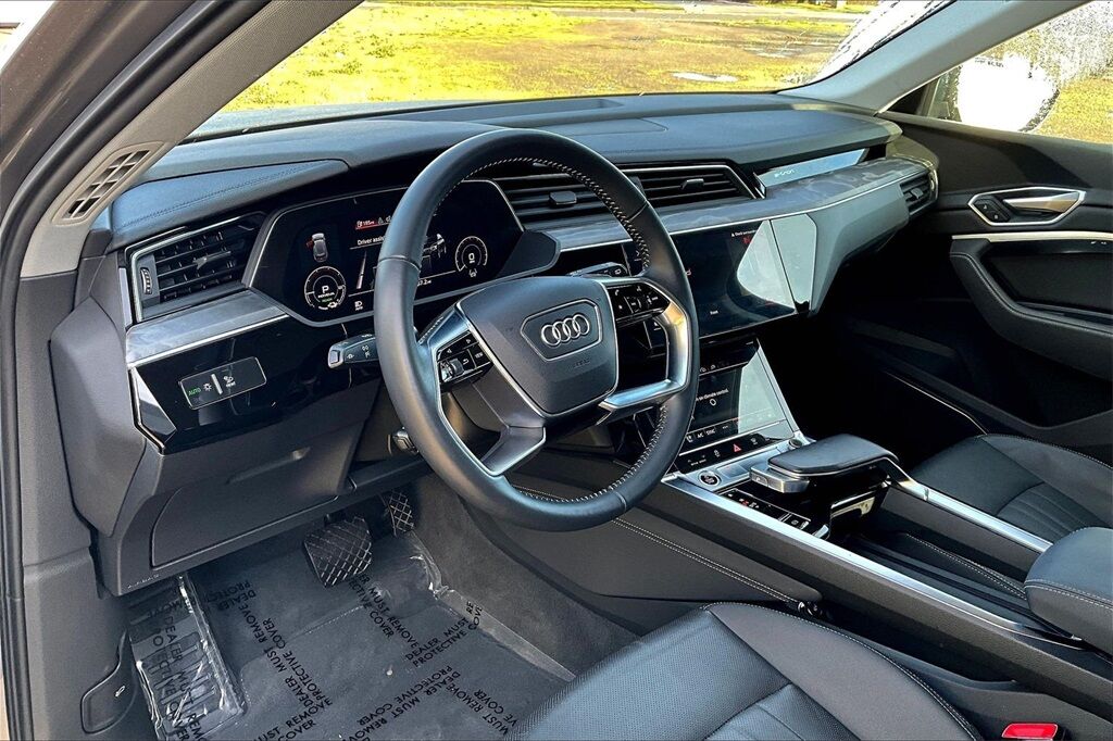 2021 Audi e-tron Premium Plus OR