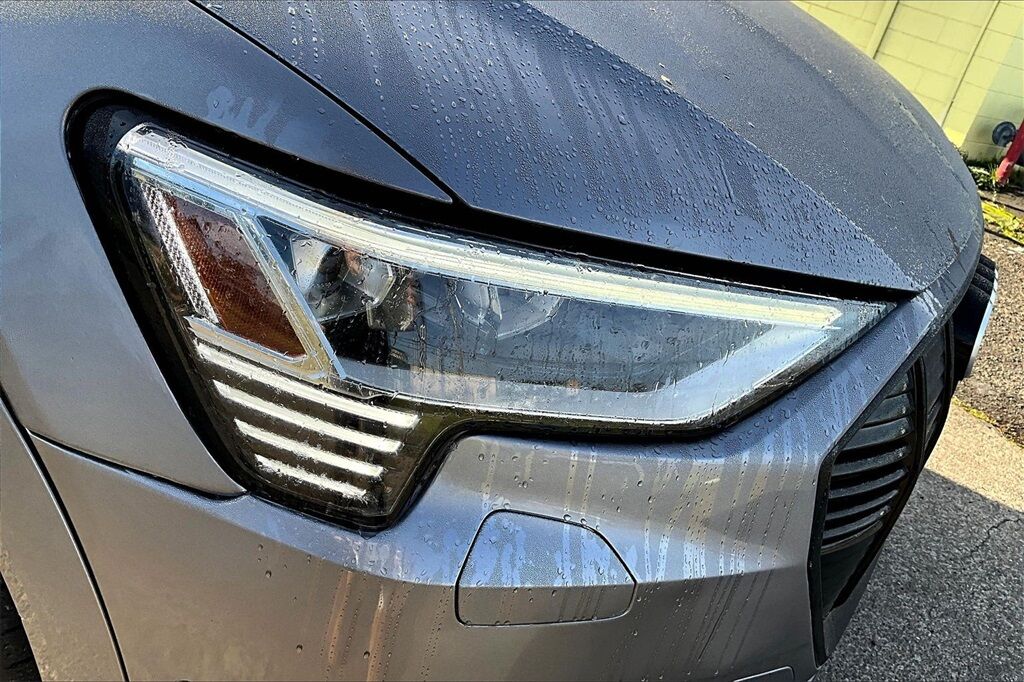 2021 Audi e-tron Premium Plus OR