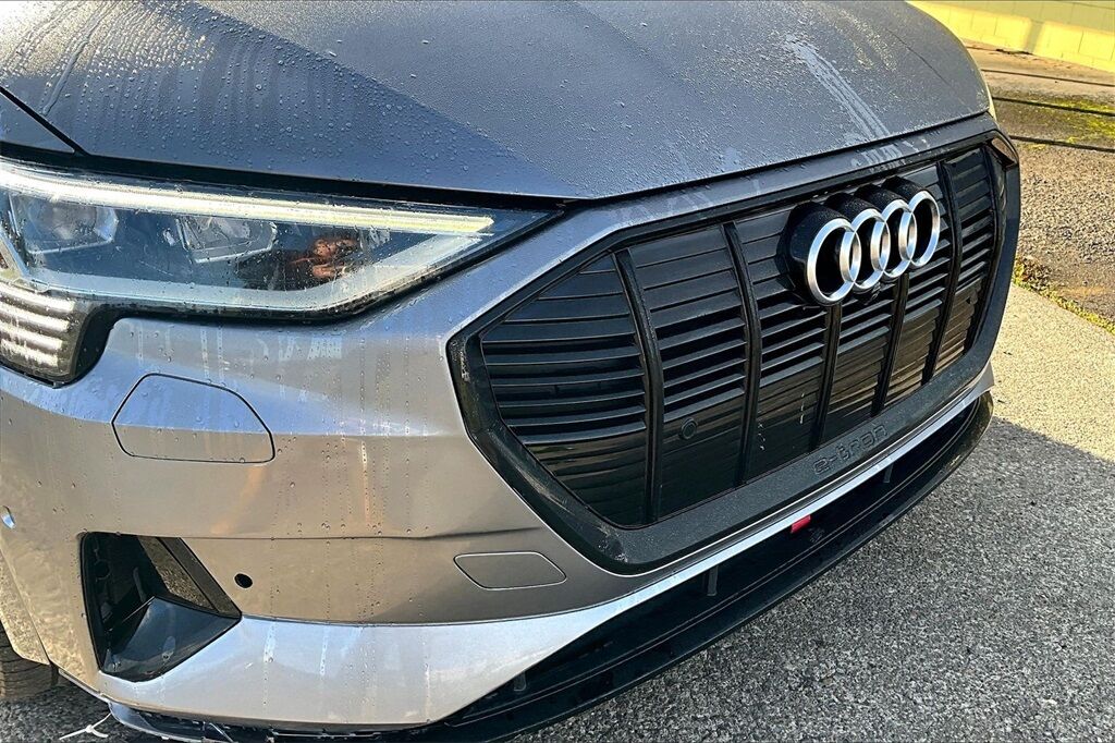 2021 Audi e-tron Premium Plus OR