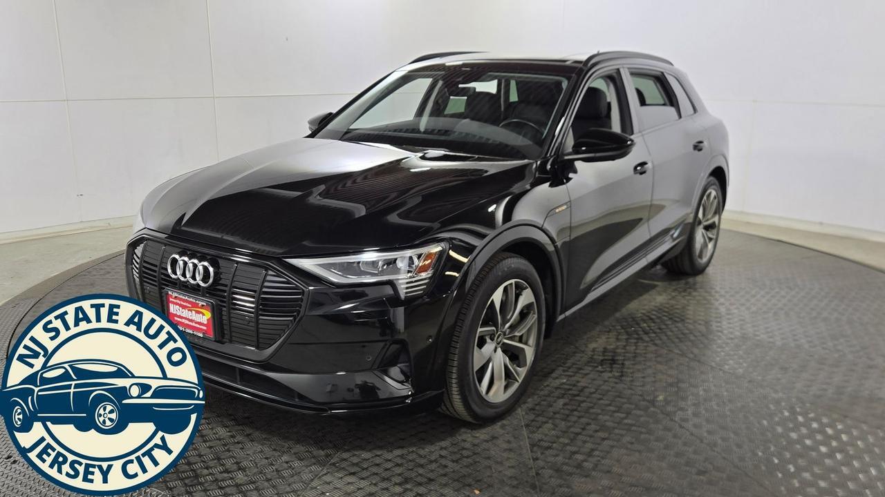 2021 Audi e-tron Premium Plus