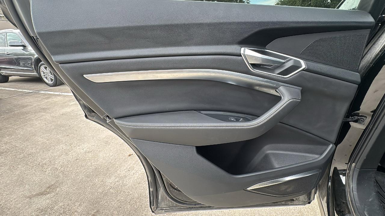 2021 Audi e-tron Premium Plus  Selma TX