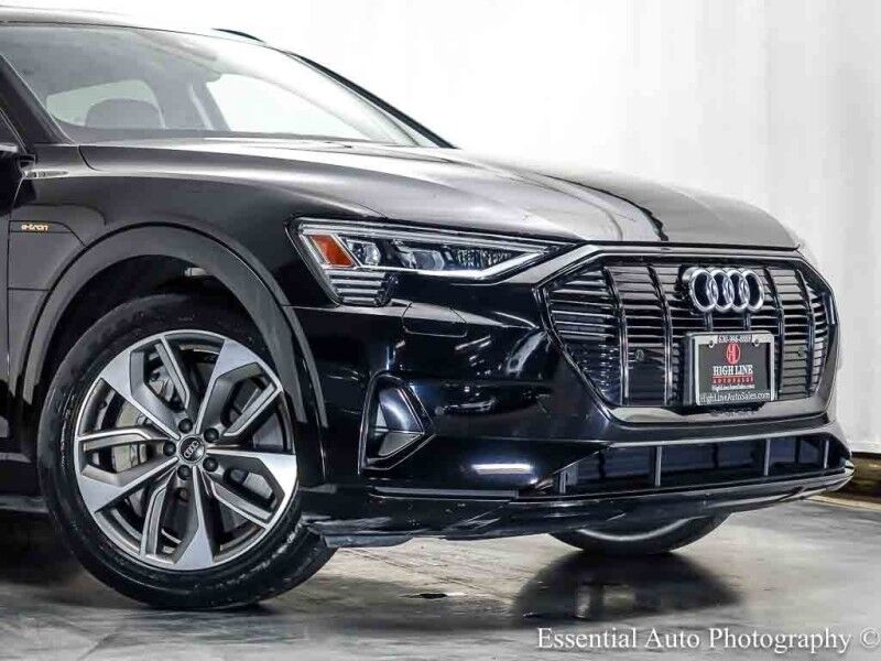 2021 Audi e-tron Premium