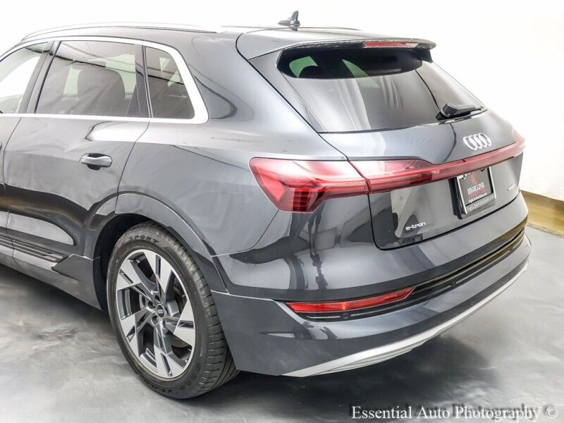 2021 Audi e-tron Premium Willowbrook IL