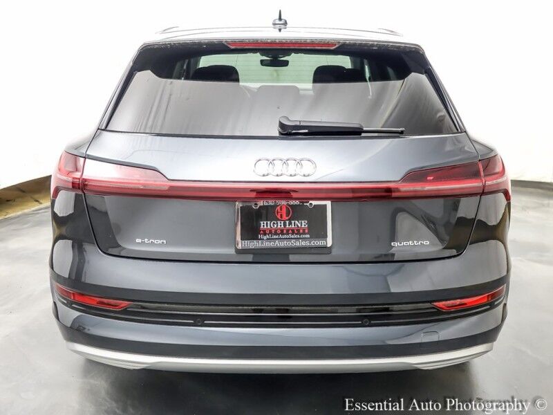 2021 Audi e-tron Premium Willowbrook IL