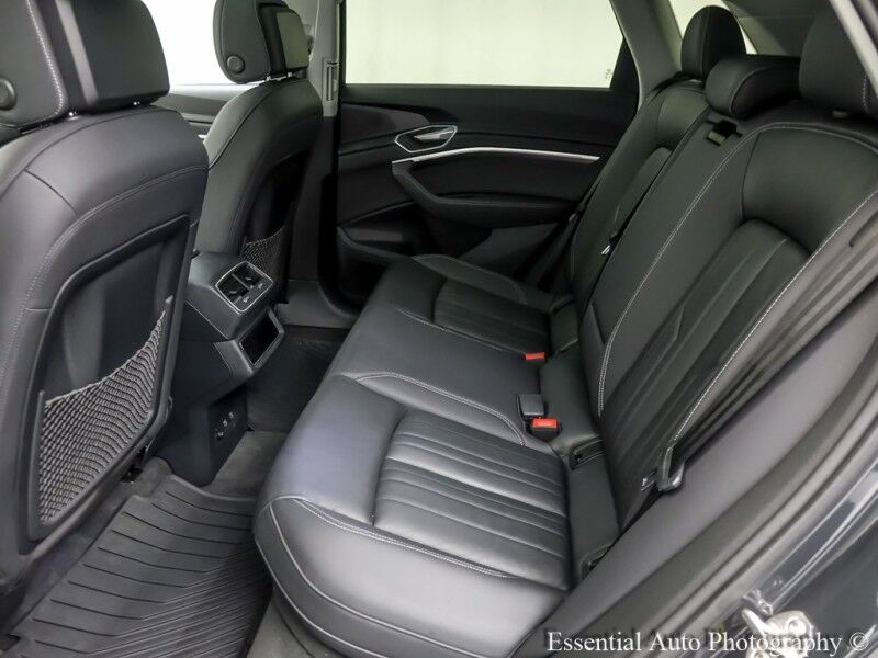2021 Audi e-tron Premium Willowbrook IL