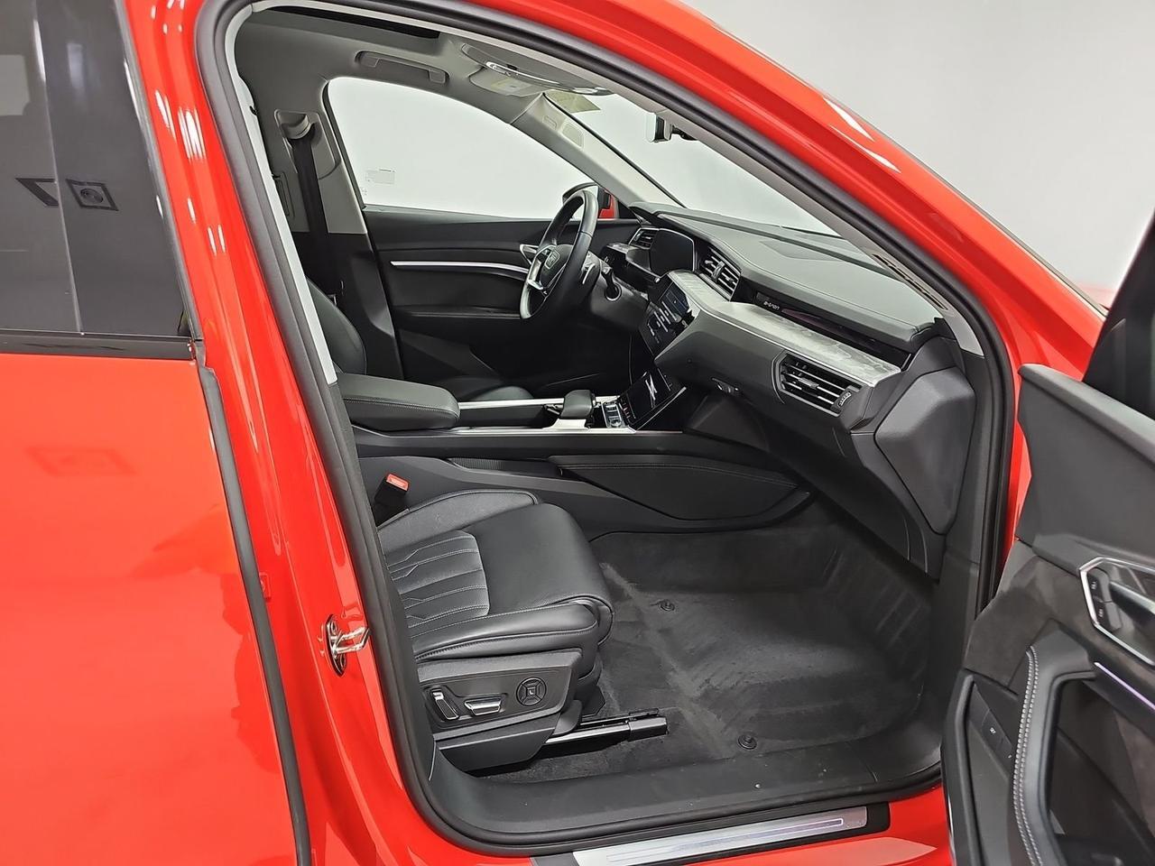 2021 Audi e-tron Prestige quattro Adaptive Cruise Massage Seats Portland OR