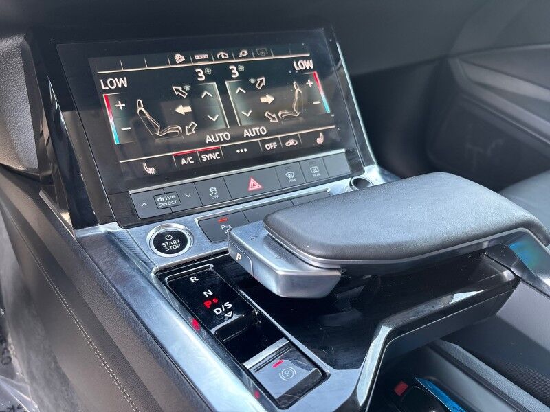 2021 Audi e-tron Sportback Premium AWD w/BLACK OPTIC PACKAGE Seffner FL