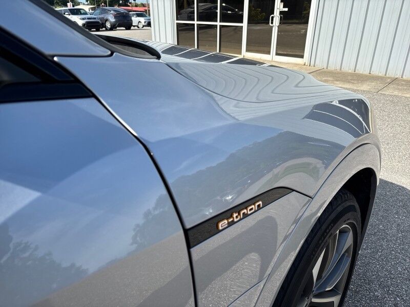 2021 Audi e-tron Sportback Premium AWD w/BLACK OPTIC PACKAGE Seffner FL