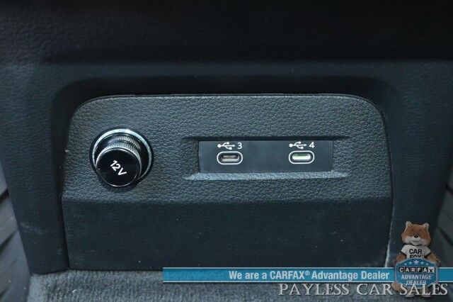 2021 Audi e-tron Sportback Premium Plus / AWD / Heated & Cooled Leather Seats / Panoramic Sunroof / NAV / Bang & Olufsen Speakers / Lane Depart & Blind Spot Alert / Apple CarPlay & Android Auto / 360 Cam / Tow Pkg / 218mi Range / 1-Owner Anchorage AK