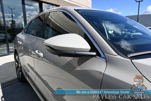 2021 Audi e-tron Sportback Premium Plus / AWD / Heated & Cooled Leather Seats / Panoramic Sunroof / NAV / Bang & Olufsen Speakers / Lane Depart & Blind Spot Alert / Apple CarPlay & Android Auto / 360 Cam / Tow Pkg / 218mi Range / 1-Owner Anchorage AK