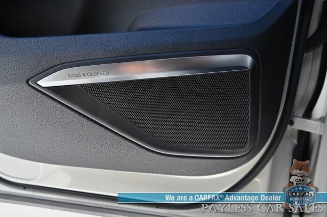 2021 Audi e-tron Sportback Premium Plus / AWD / Heated & Cooled Leather Seats / Panoramic Sunroof / NAV / Bang & Olufsen Speakers / Lane Depart & Blind Spot Alert / Apple CarPlay & Android Auto / 360 Cam / Tow Pkg / 218mi Range / 1-Owner Anchorage AK
